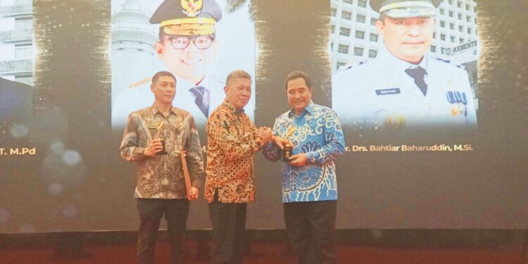 Gala Dinner dan Penghargaan Pena Mas Warnai Anniversary ke-2 FPRMI, Soroti Peran Pers yang Kritis dan Kolaboratif