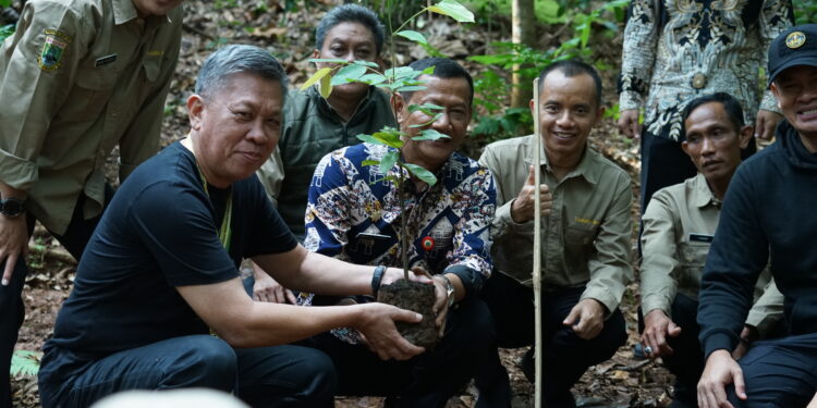 Wisata Jurnalisik Tahura Banten, Gala Dinner & Pena Emas 2025 Forum Pimred Multimedia Indonesia